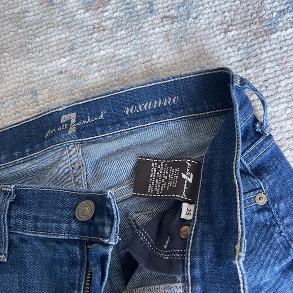Great condition, dark denim - Picture 3 of 4
